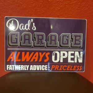 vintage style Dad's Garage sign